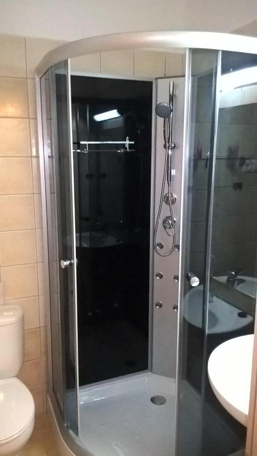 Lilla Wellnessapartman Zalakaros Exteriör bild